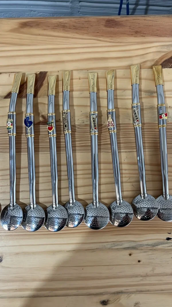 CÓD 015 BOMBA DE INOX SOBRECANO COM APLIQUE COM BIQUEIRA E ROSCA COM OURO 24 CM