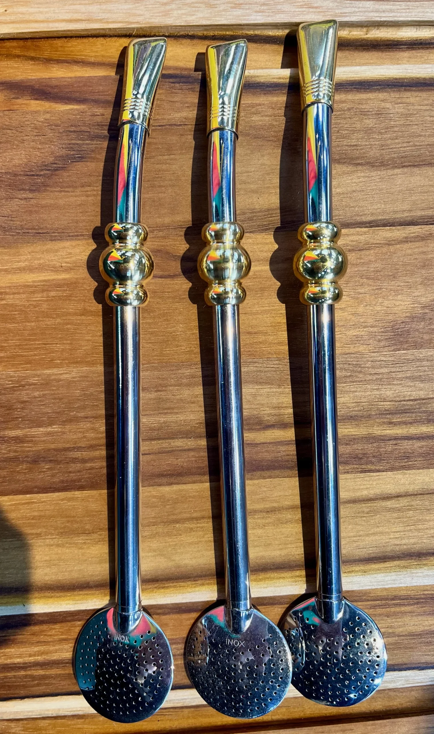 CÓD 018  BOMBA ANEL INOX - OURO,COM BIQUEIRA E ROSCA 22 CM