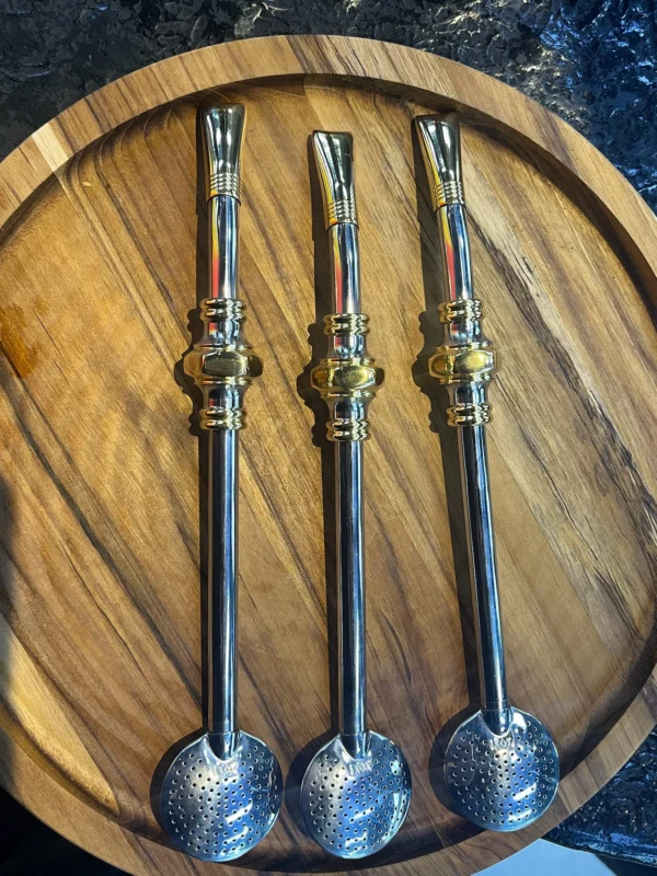 CÓD 024 BOMBA INOX ANEL CASTELO -OURO, COM BIQUEIRA E ROSCA 24CM - Imagem 2