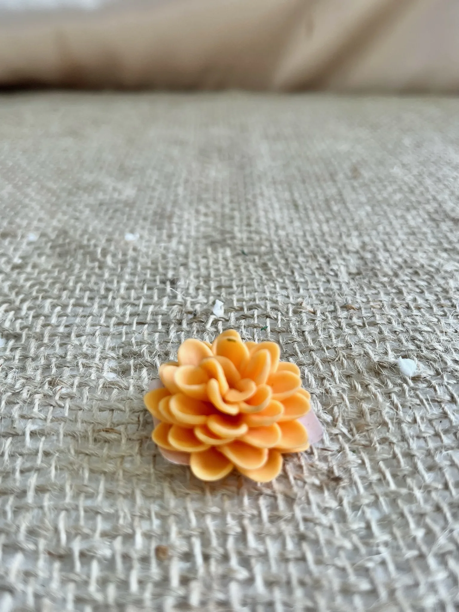 CÓD 172 ENFEITE DE BISCUIT - FLOR N° 4 - Imagem 3