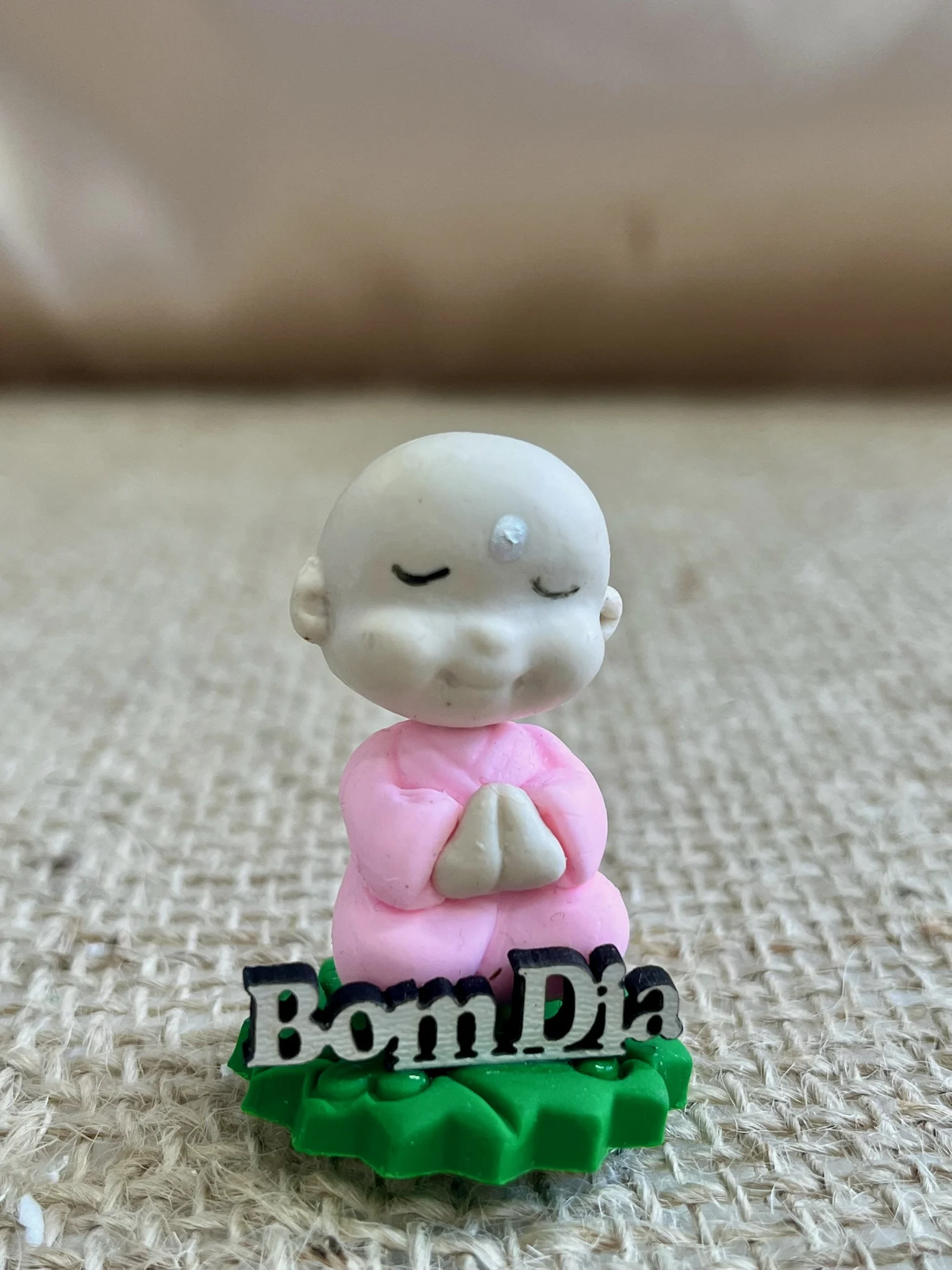 CÓD 3238  ENFEITE DE BISCUIT - BUDA