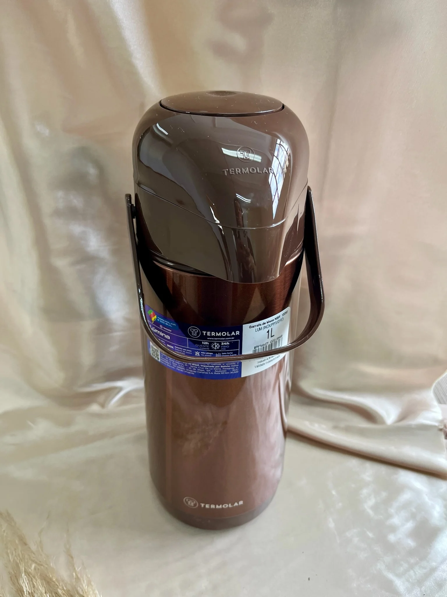 CÓD 3252 GARRAFA TÉRMICA LUMINA 1L INOX MARROM CAFE DA TARDE