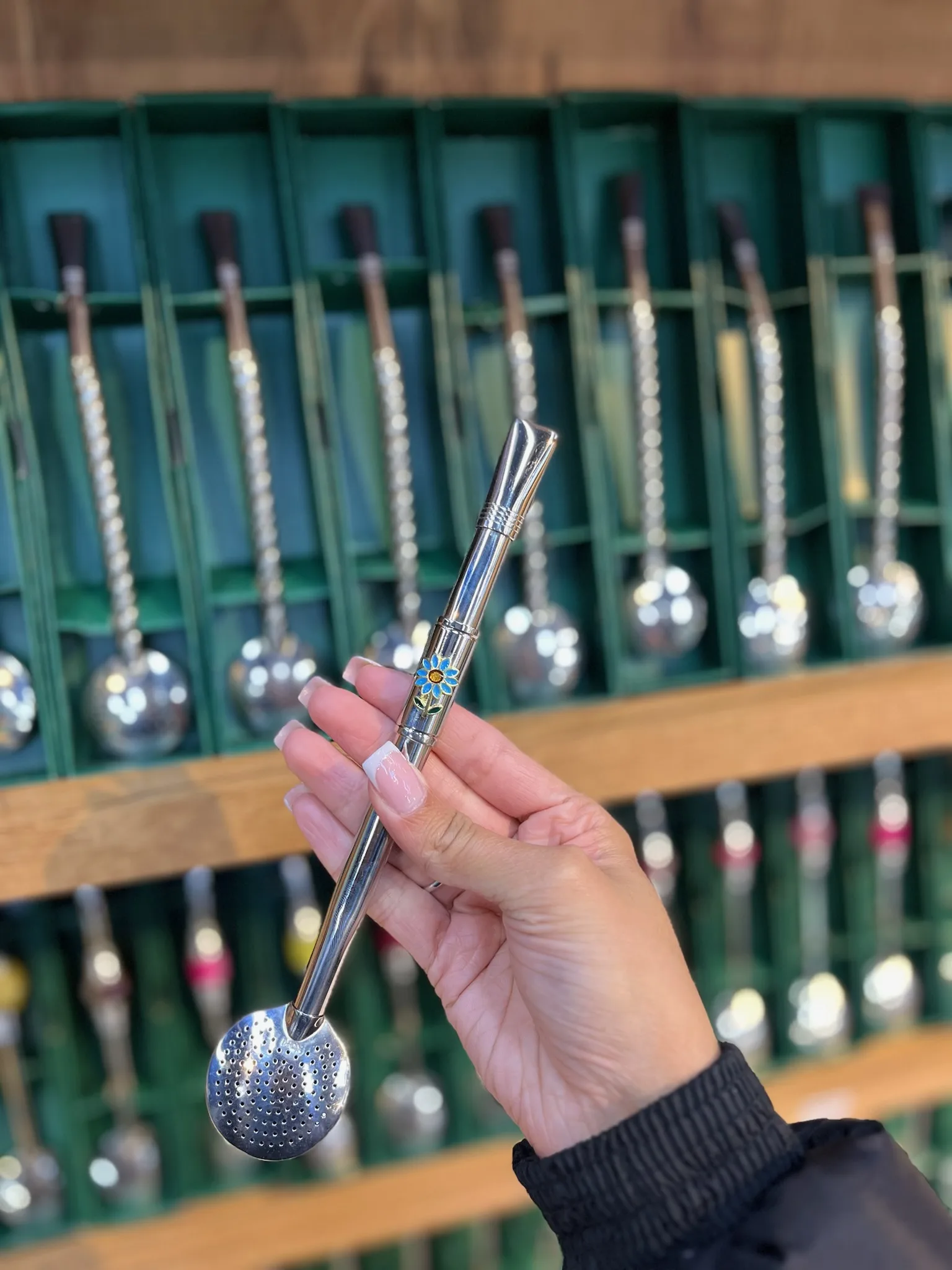 CÓD 3347 BOMBA INOX SOBRECANO COM APLIQUE FIXO 22CM - Imagem 4