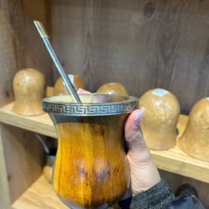CÓD 3389 CUIA DE MADEIRA - BAGO NATURAL COM VIROLA DE ALPACA