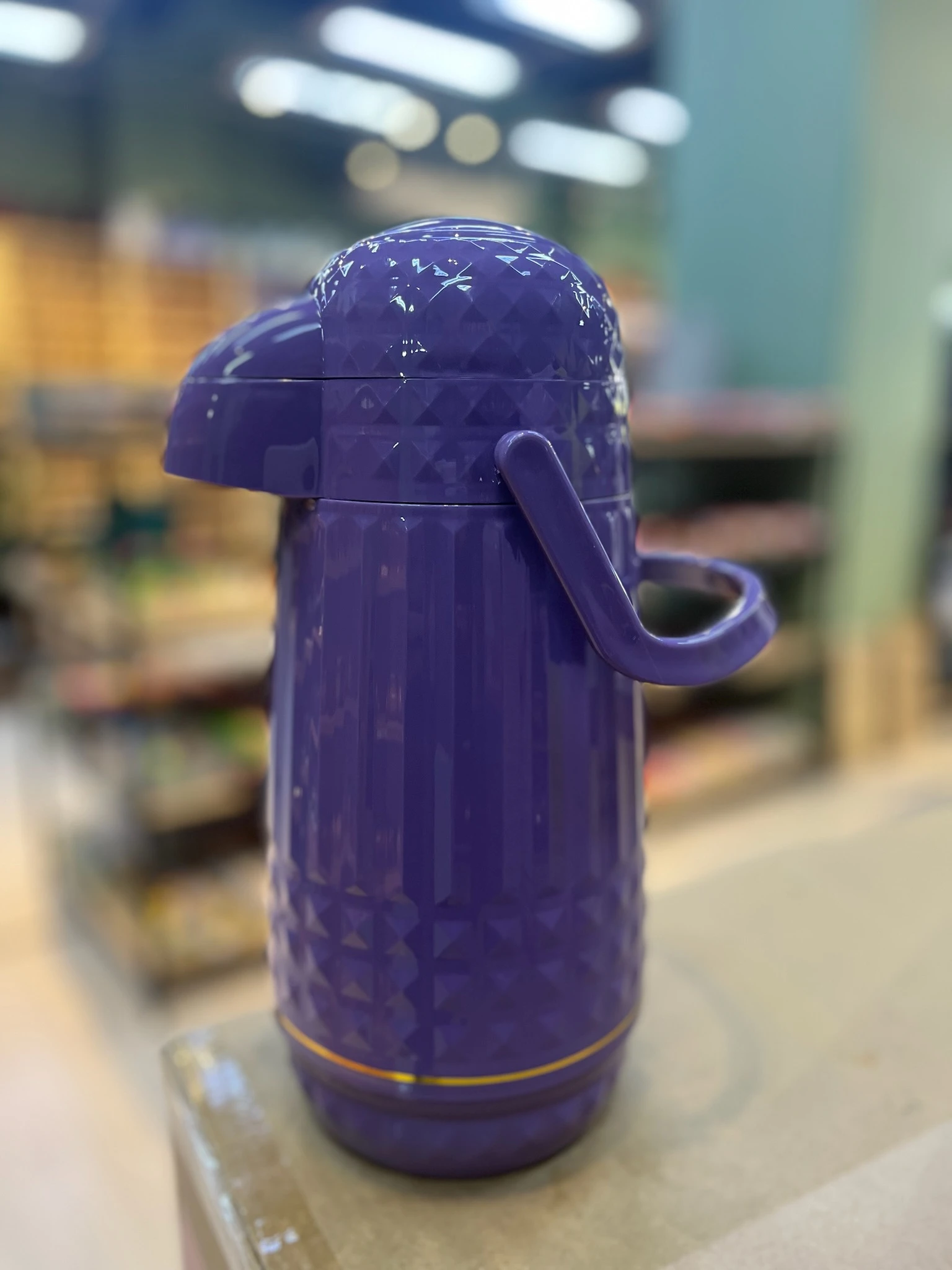 CÓD 3421  GARRAFA TÉRMICA VALENTINA 1L LAVANDA FLOR (ROXO)