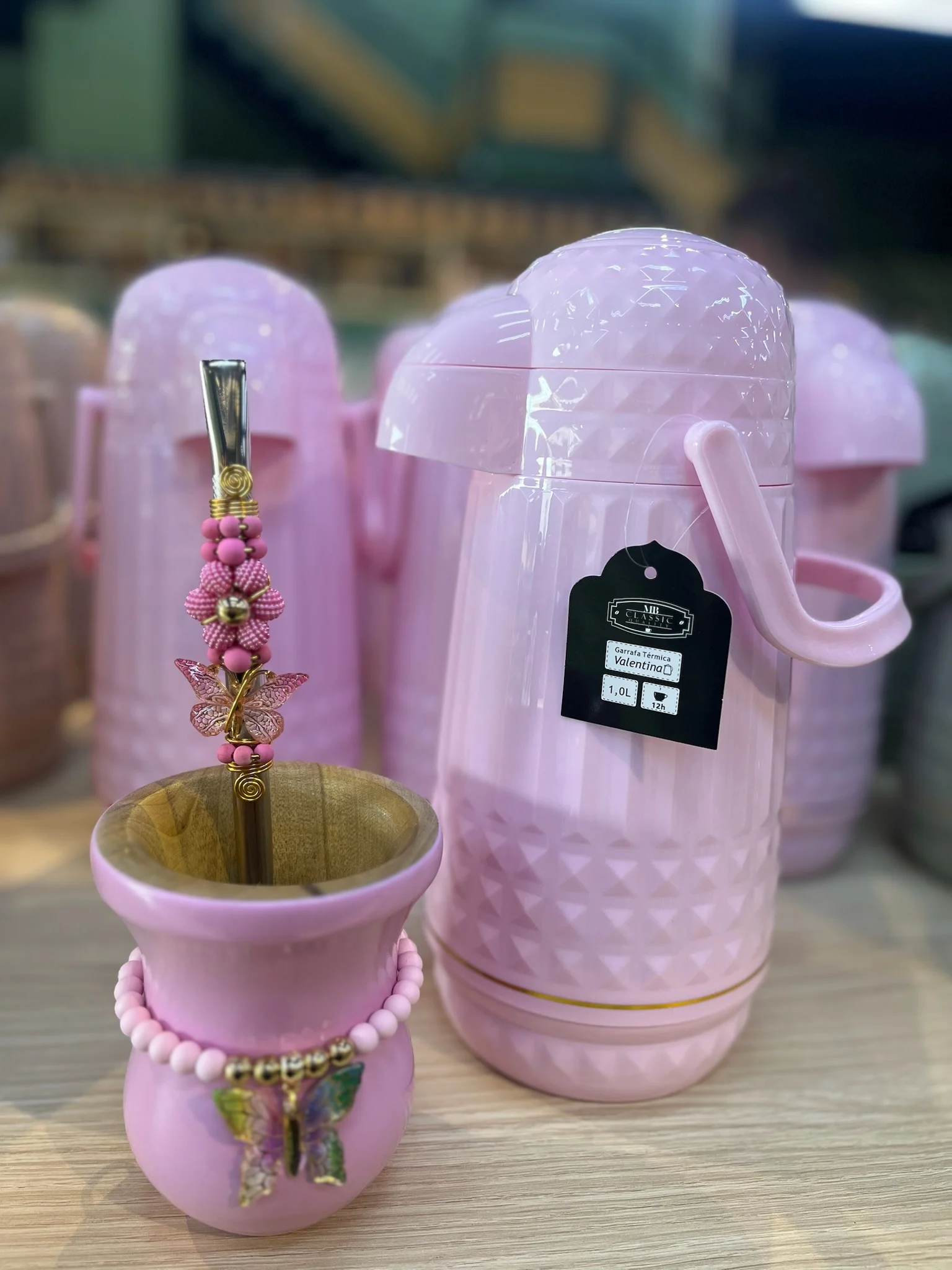CÓD 3422  GARRAFA TÉRMICA VALENTINA 1L ROSA SUAVE - Imagem 4