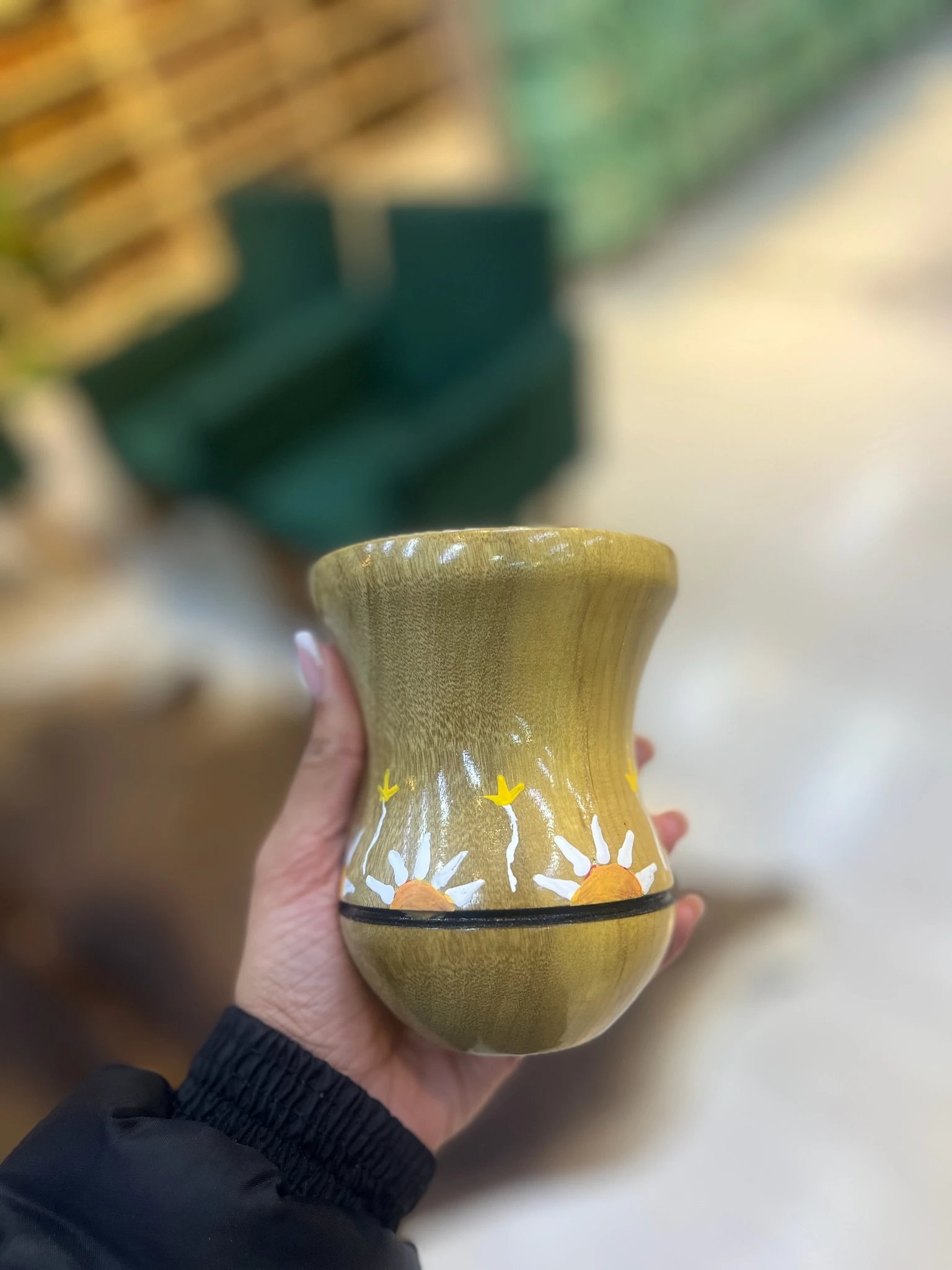 CÓD 381  CUIA DE MADEIRA - BAGO NATURAL COM PINTURA
